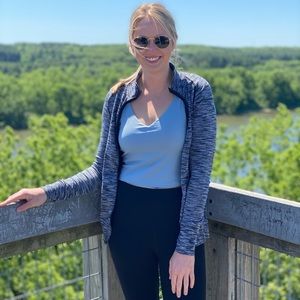 Meet your Posher, Kara